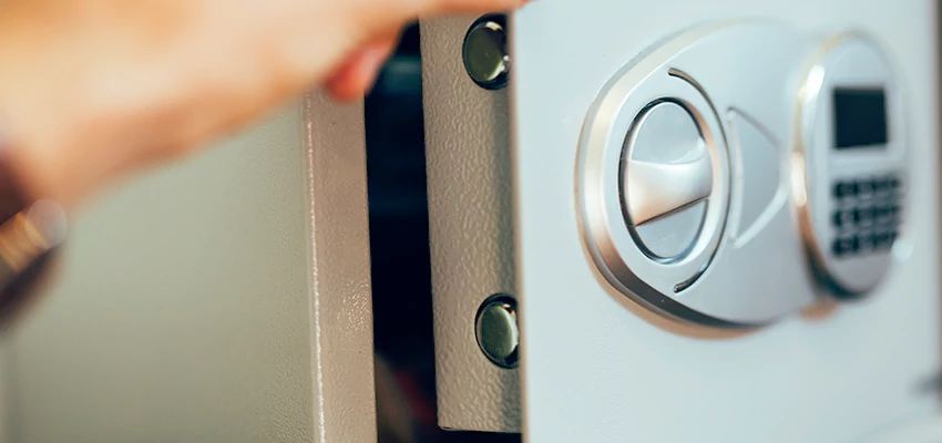 Fingerprint Safe Openers in Lake Arrowhead, CA